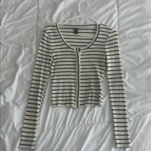 Cropped stripped sweater